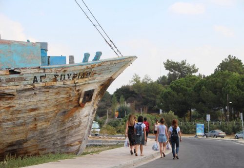 סדנת יוגה בקפריסין עם שלום זוהר