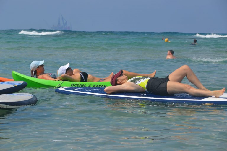 יוגה ופילאטיס בחוף נחשולים – ספטמבר 2019