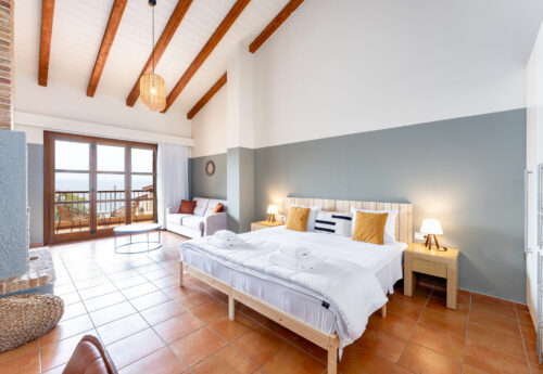 ריטריט וולנס על הים ביוון עם לינדה ודלית